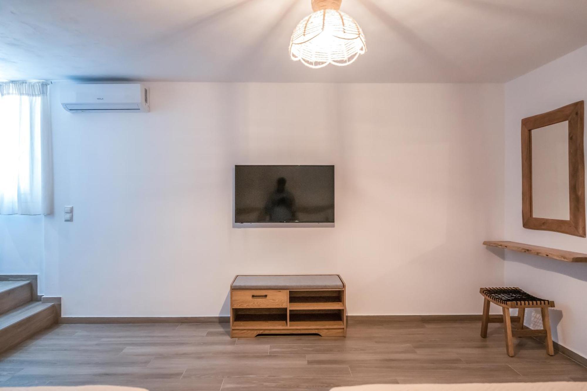 Epithea Suites Kythnos 5 Με Ιδιωτική Πισίνα Exterior photo
